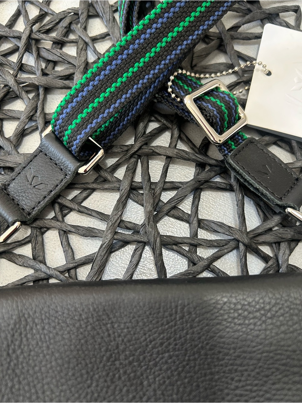 Consuela Evie Uptown Leather Crossbody -Blk - Picture 7 of 10